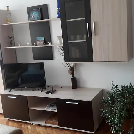 Appartement Dafni *