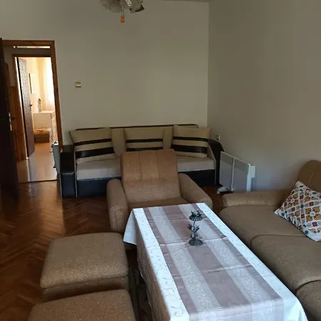 Dafni Ντέβιν