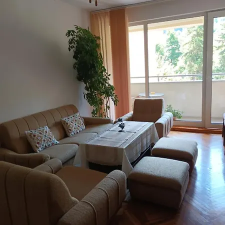 Dafni Appartement *