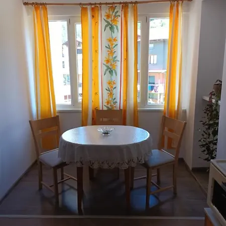 Appartement Dafni *